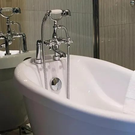 La Casa Del Presidente Small Luxury فندق Ávila