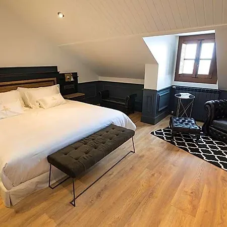 La Casa Del Presidente Small Luxury 5* Ávila
