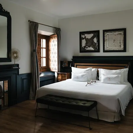La Casa Del Presidente Small Luxury 5* Ávila